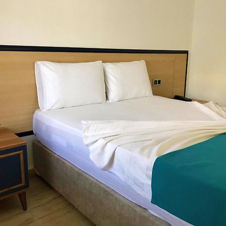 Urga Butik Otel & Restaurant Gulluk Luaran gambar