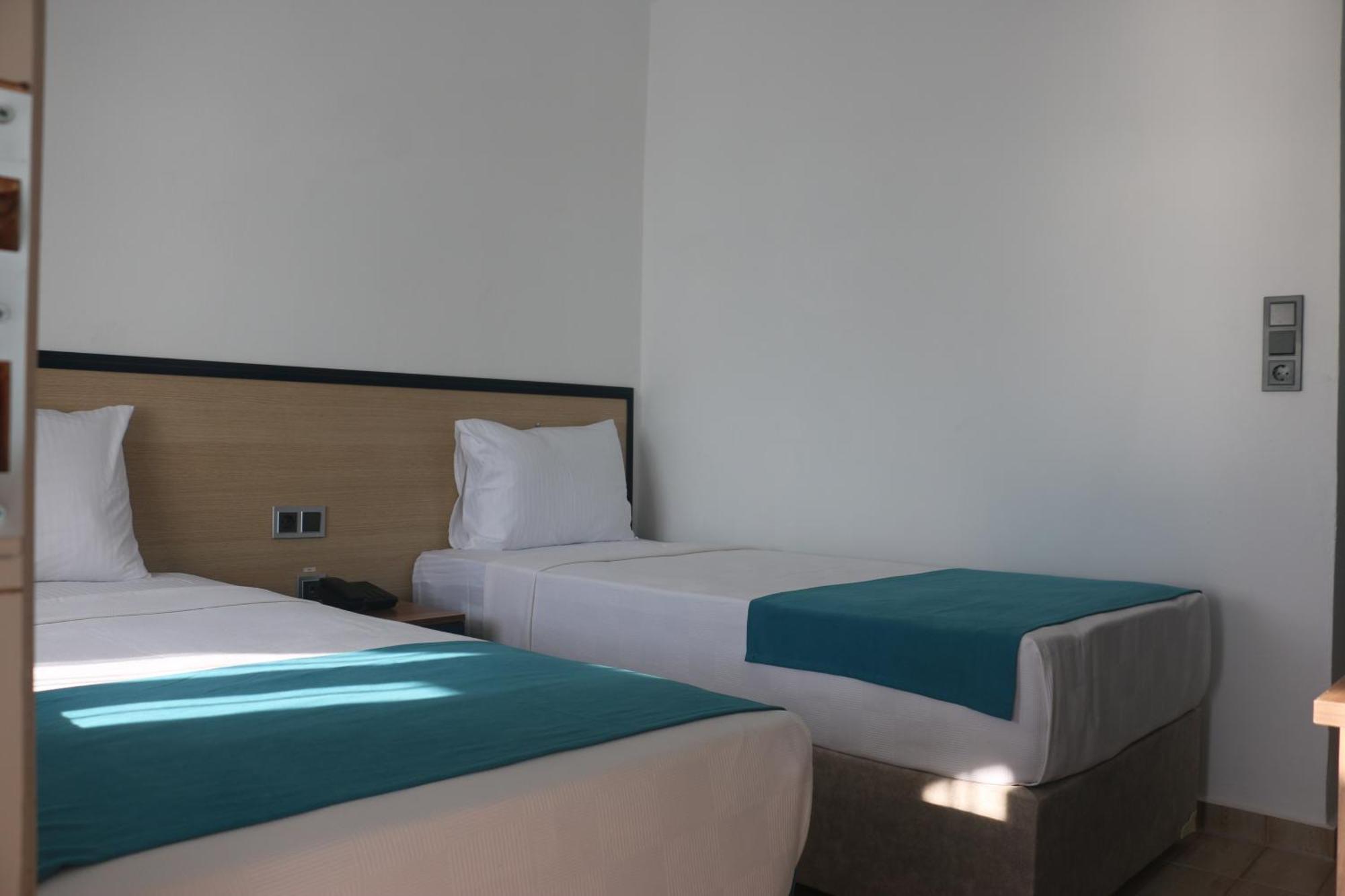 Urga Butik Otel & Restaurant Gulluk Luaran gambar