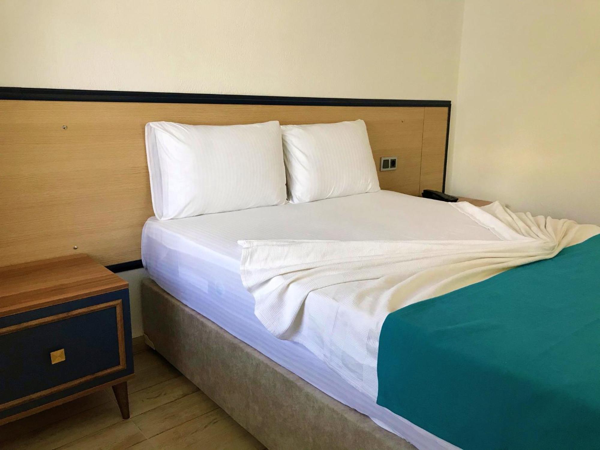 Urga Butik Otel & Restaurant Gulluk Luaran gambar