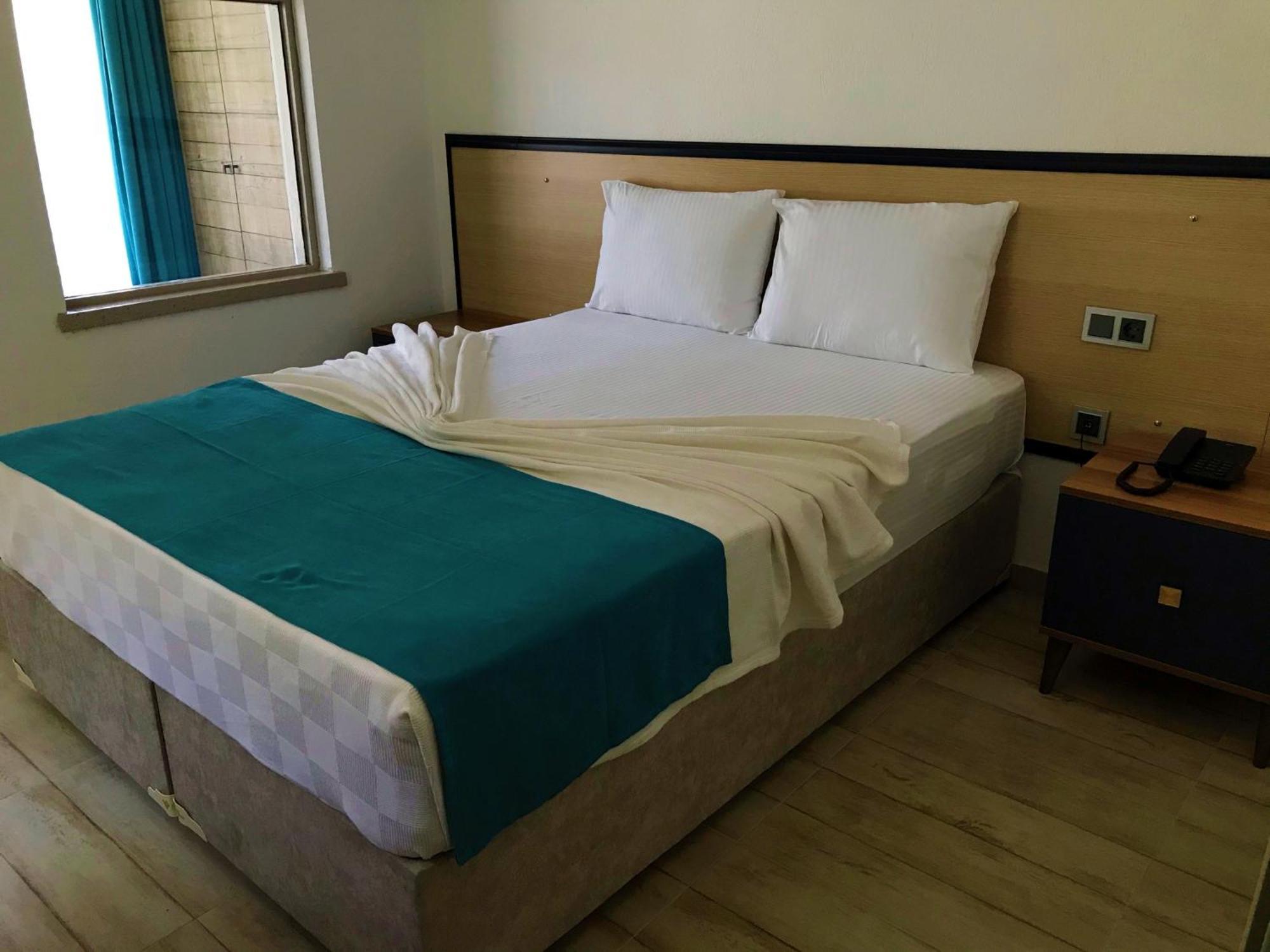 Urga Butik Otel & Restaurant Gulluk Luaran gambar